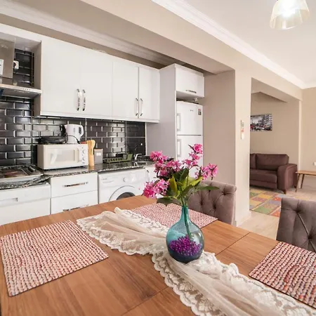 Pleasant Apartment With Shared Pool Surrounded By Nature In Oludeniz, Fethiye Ovacik (Fethiye)