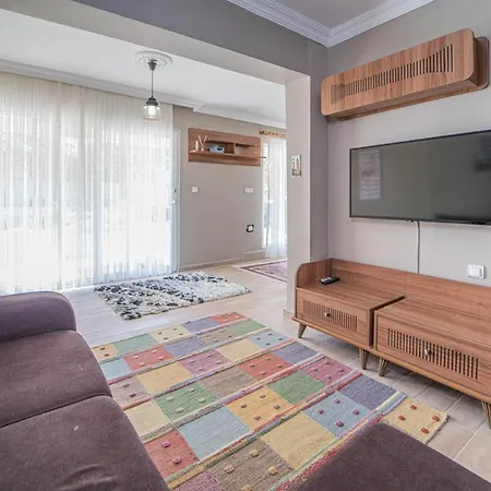 Pleasant Apartment With Shared Pool Surrounded By Nature In Oludeniz, Fethiye Ovacik (Fethiye)